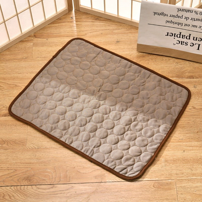 Dog Cooling Mat Summer Pad Pet Mat Bed for Dogs Cat Blanket Sofa Breathable Summer Washable Pet Supplies Accessories